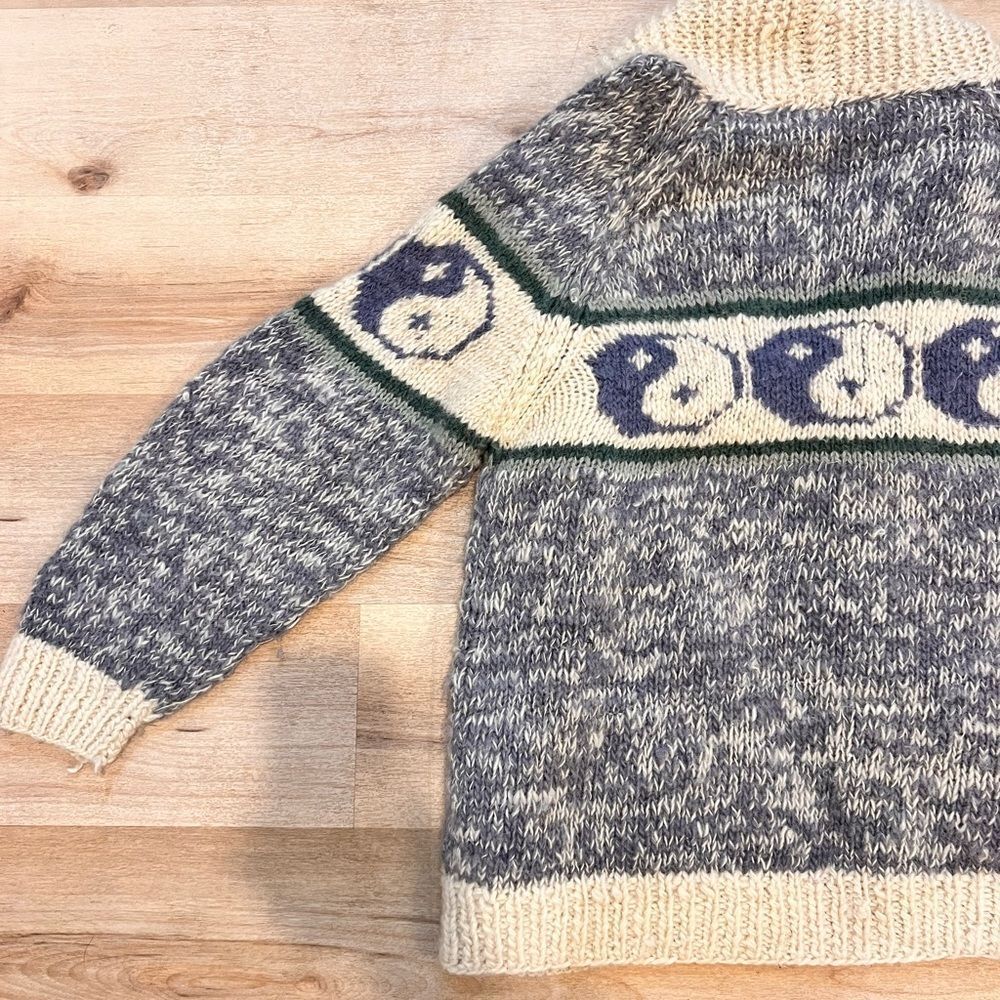 Vintage yin yang wool sweater - Picture 7 of 8